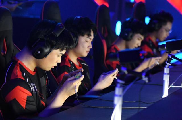 开云在线-包含激烈角逐！亚洲精英队伍争夺荣耀的词条